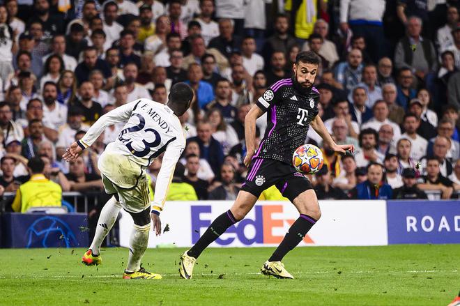 费德勒迎来十五赛季高光表现，曼联球迷沸腾！的简单介绍